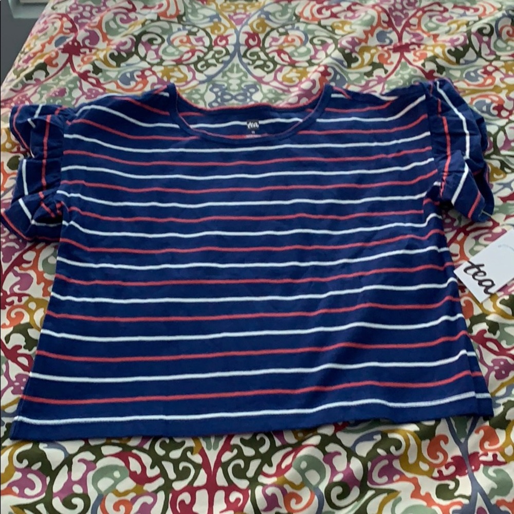 Red white blue Tea ruffle arm tee